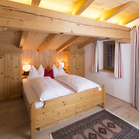Gaestehaus Gratlspitz 3* Альпбах