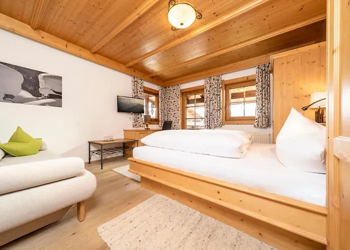 Pensionat Gaestehaus Gratlspitz 3*