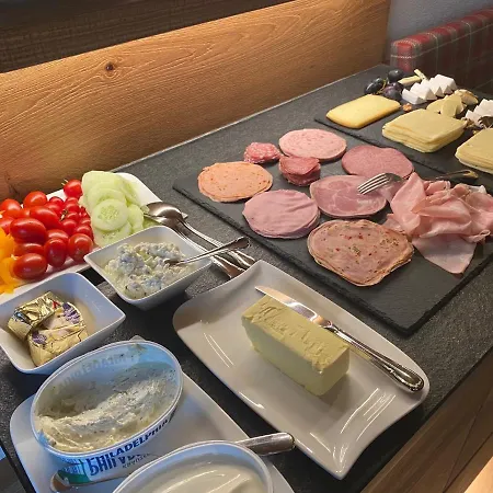 בית הארחה Gaestehaus Gratlspitz