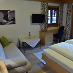 Gaestehaus Gratlspitz