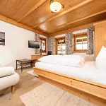 Vendégház Gaestehaus Gratlspitz 3*